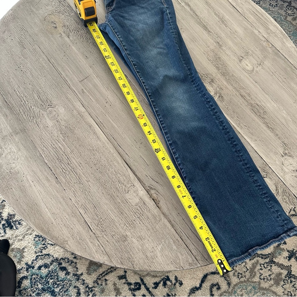 American Eagle Outfitters Blue Flared Women's Jeans - Picture 5 of 5
